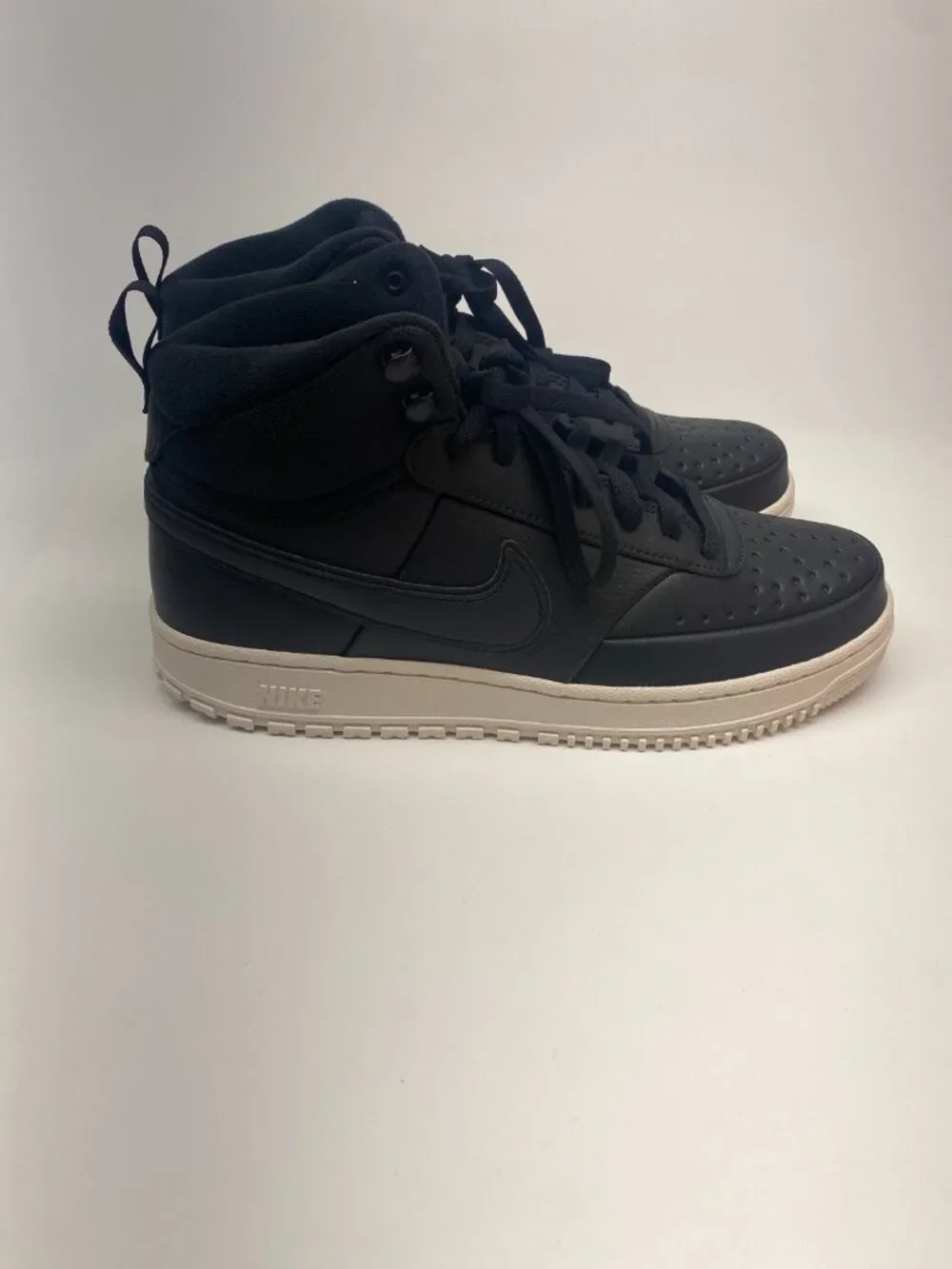 Nike mens court